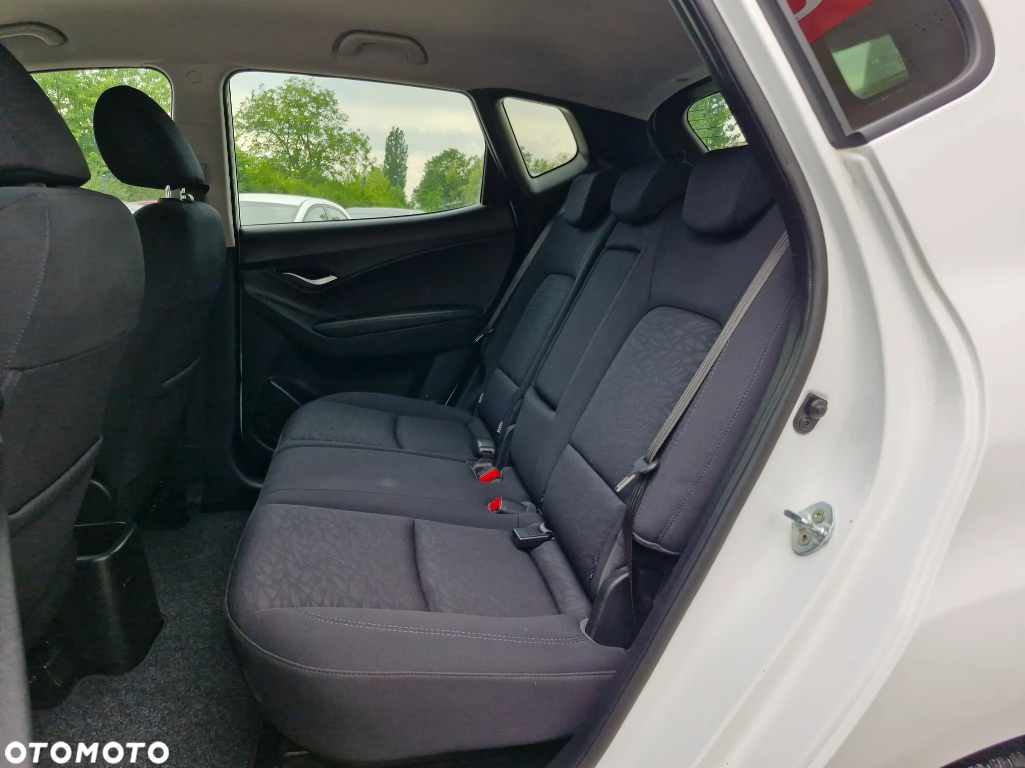 Hyundai ix20 1.4 Premium - 14