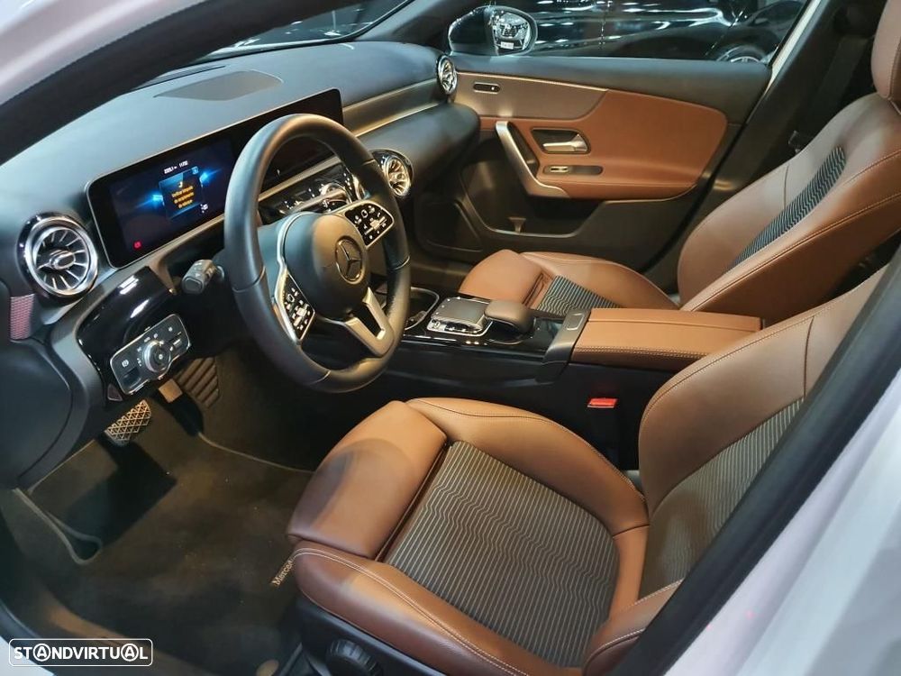 Mercedes-Benz A 180 - 4