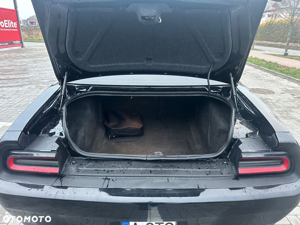 Dodge Challenger Automatik SXT Plus - 33