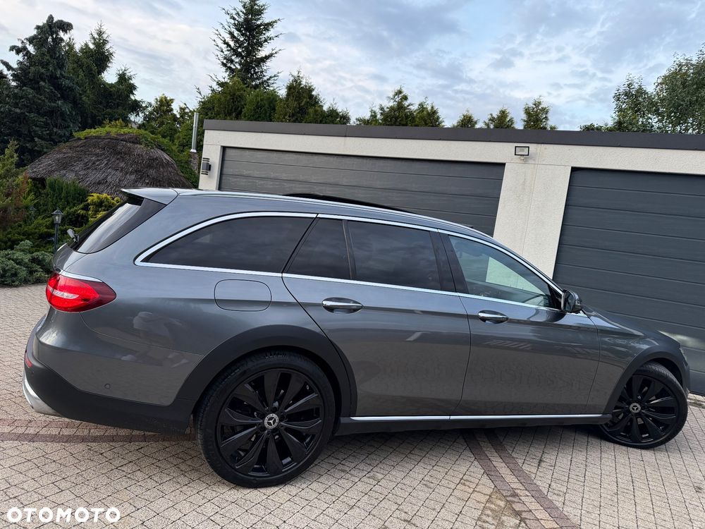 Mercedes-Benz Klasa E 220 d 4Matic T All-Terrain 9G-TRONIC Exclusive - 14