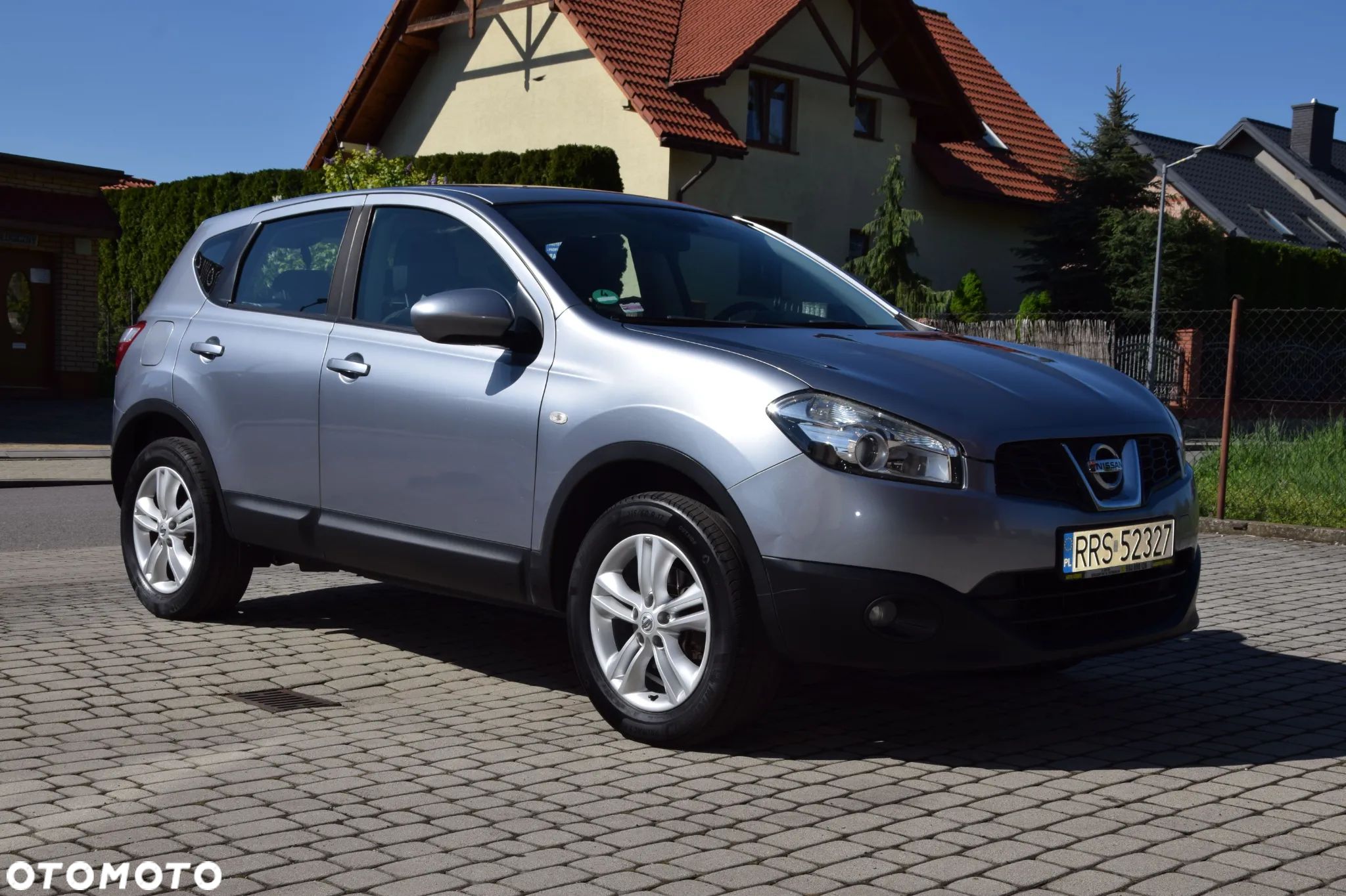 Nissan Qashqai - 1