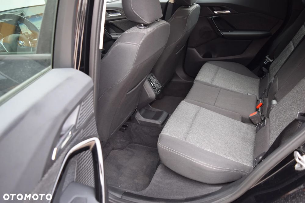 BMW X1 sDrive18d Advantage sport - 35