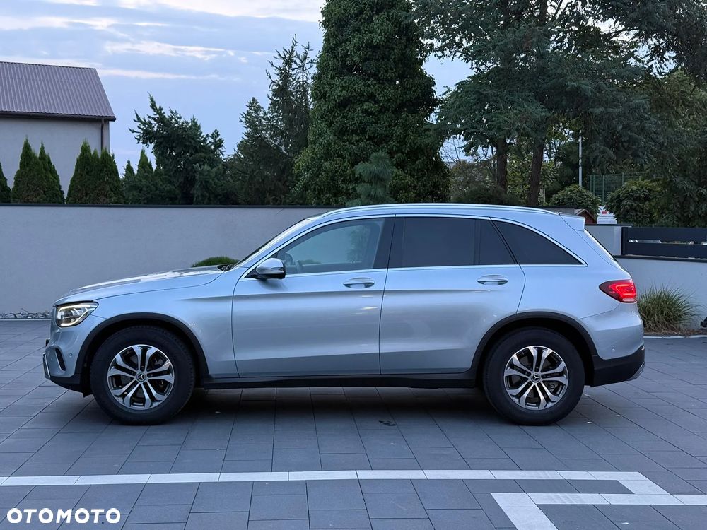 Mercedes-Benz GLC 200 d 4Matic 9G-TRONIC - 9