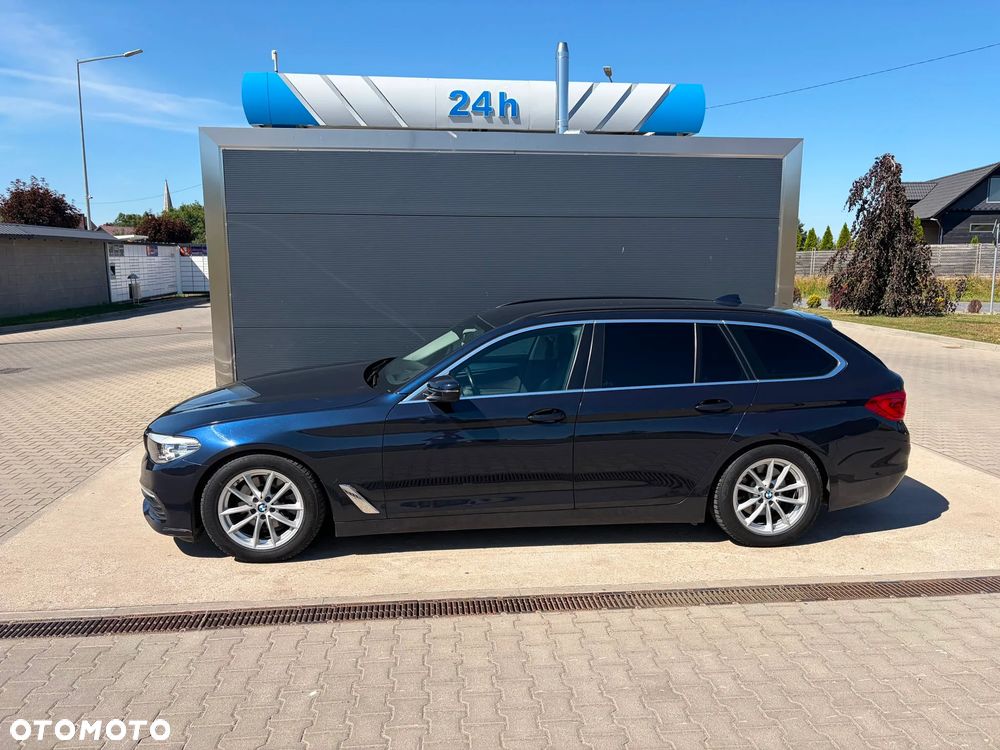 BMW Seria 5 520i - 15
