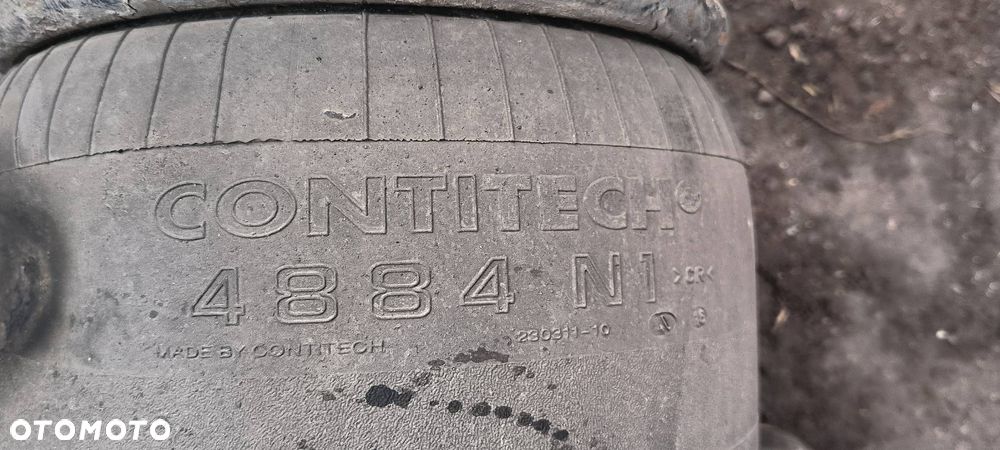 PODUSZKA TYŁ MAN TGX 18.440 - 5