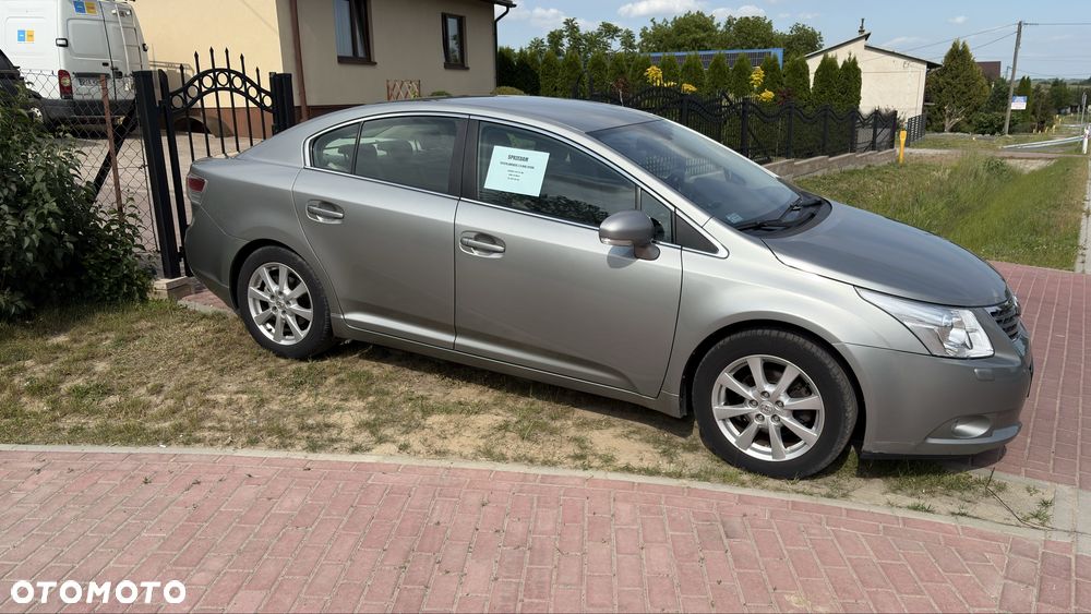 Toyota Avensis - 3