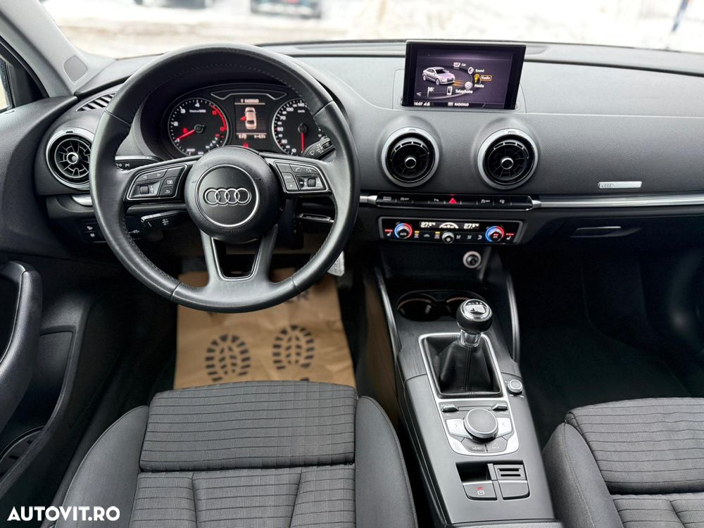 Audi A3 ack 1.6 30 TDI Design - 14