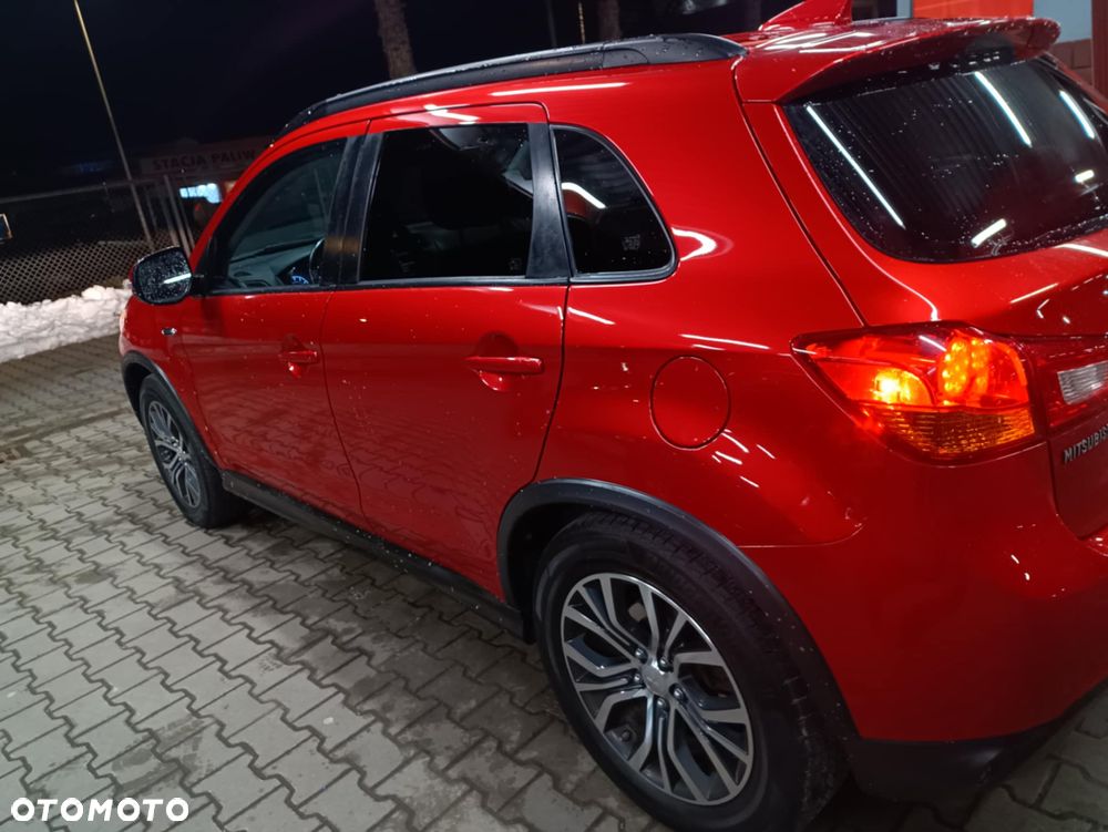 Mitsubishi Outlander - 12