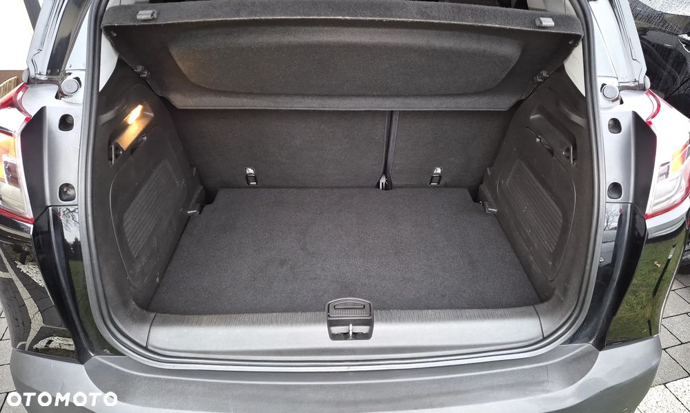 Opel Crossland X 1.2 T Design Line S&S - 31