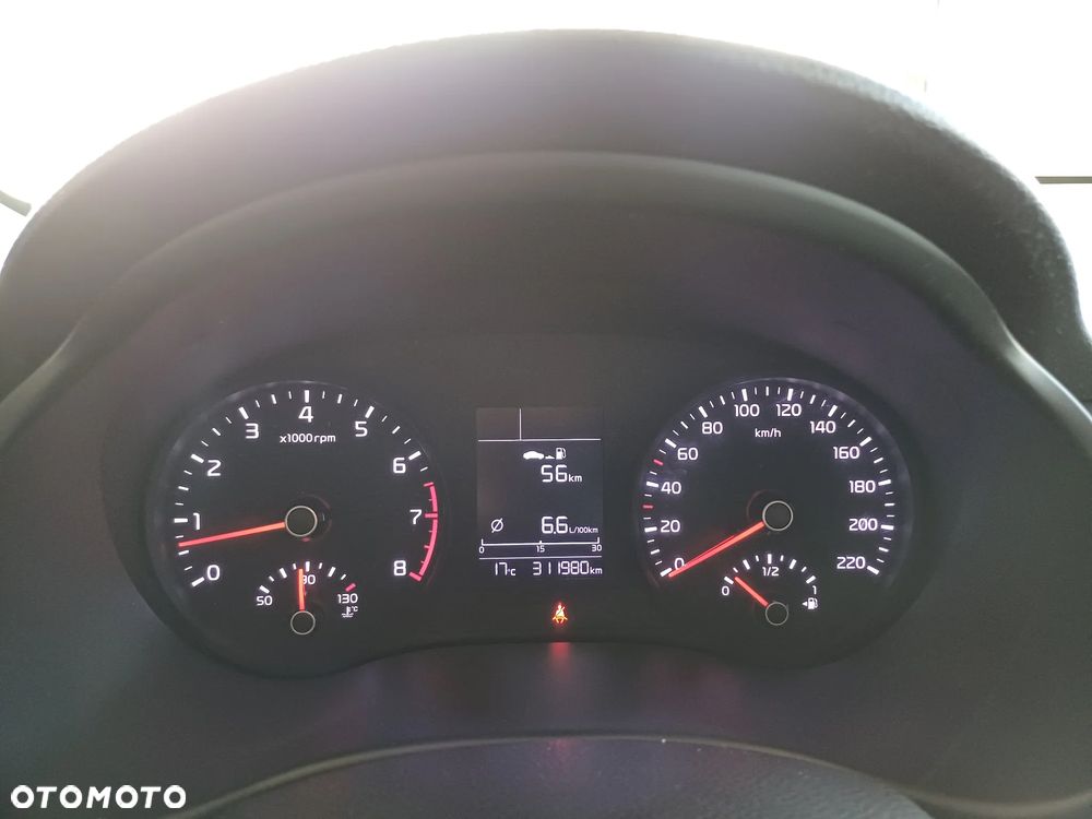 Kia Rio 1.4 M - 17