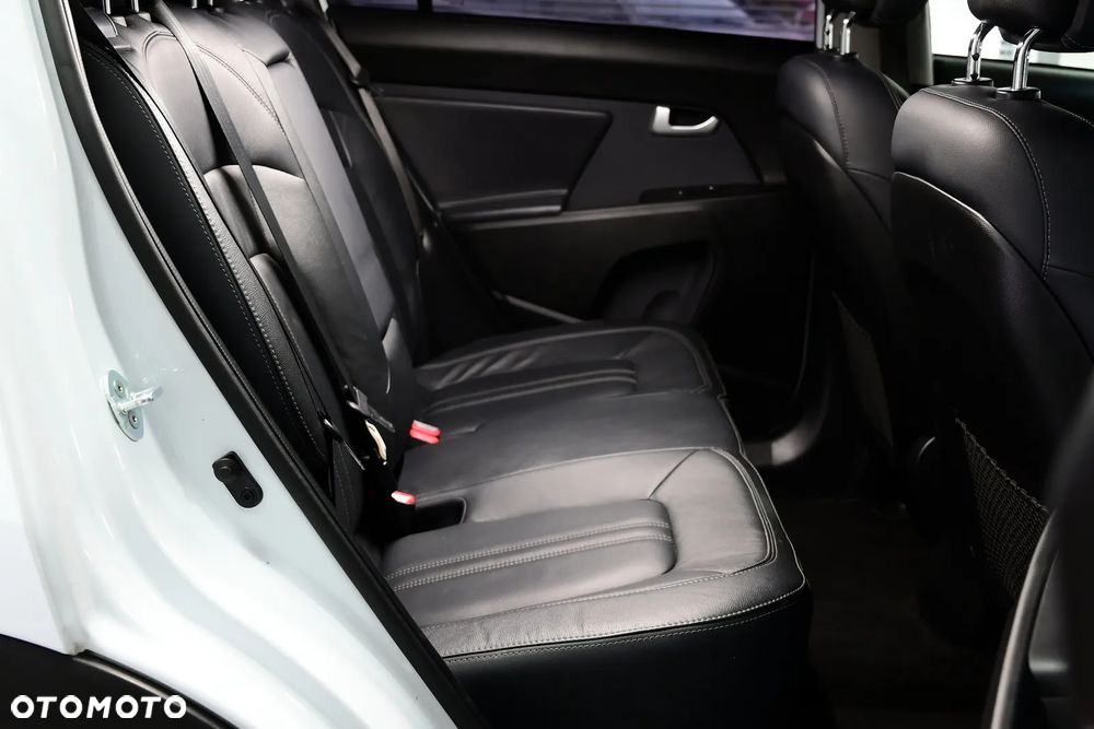 Kia Sportage 1.6 GDI Business Line 2WD - 23