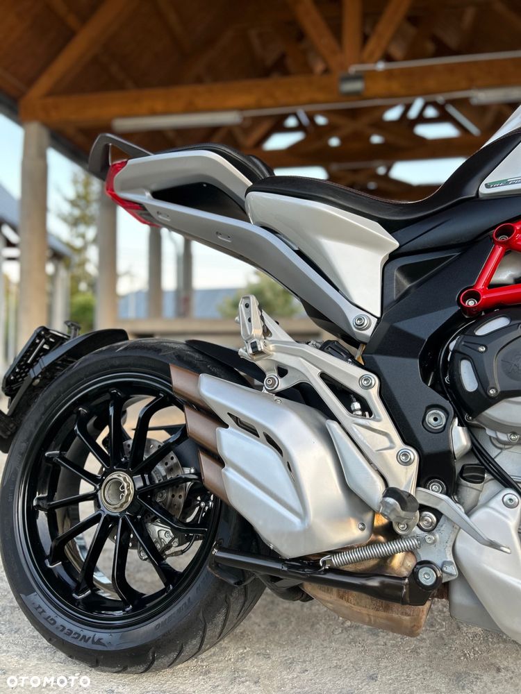 MV AGUSTA Turismo Veloce - 5