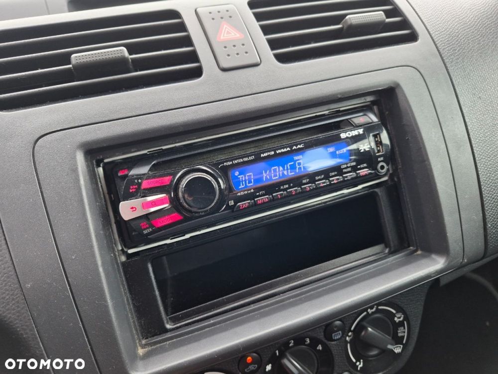 Suzuki Swift - 9