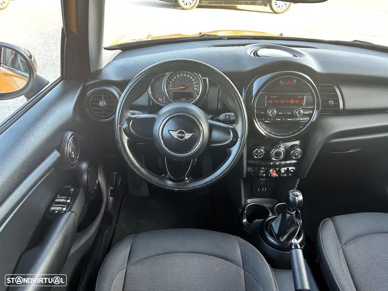 MINI 5 Portas One D - 24