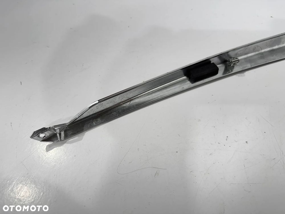 Listwa chrom Piaggio X10 125 - 5