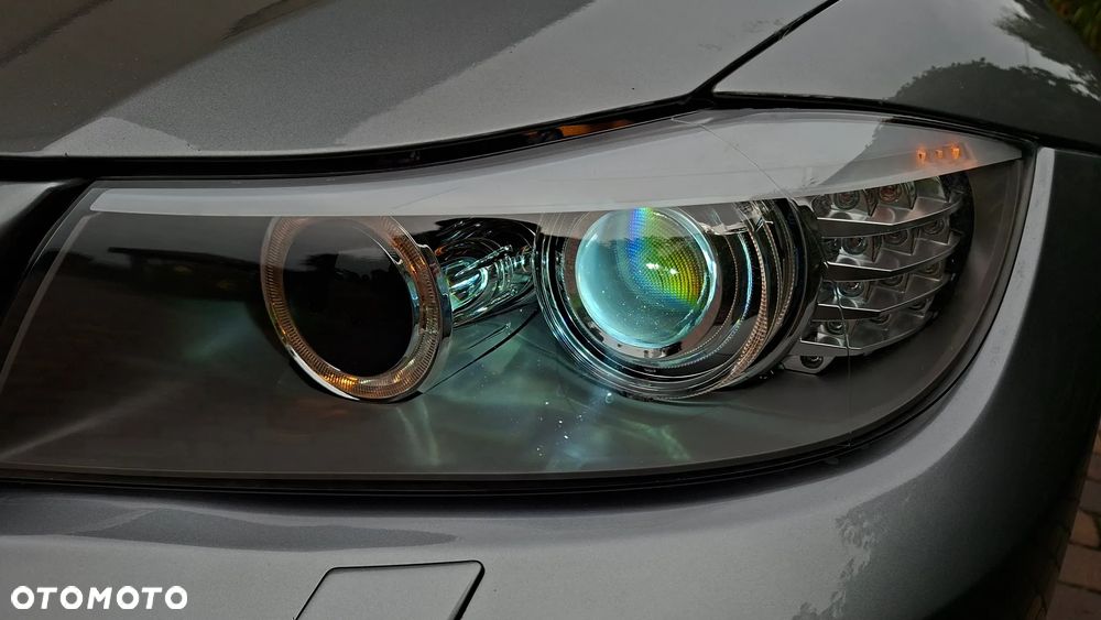 BMW Seria 3 320d xDrive DPF - 9