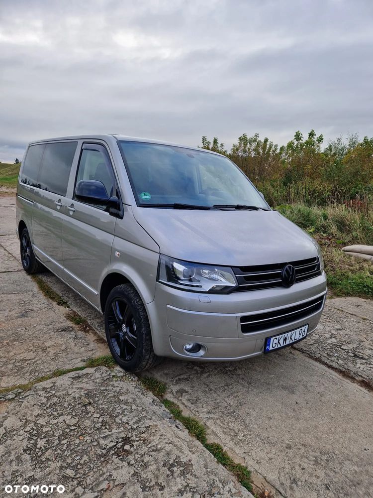 Volkswagen Multivan - 2