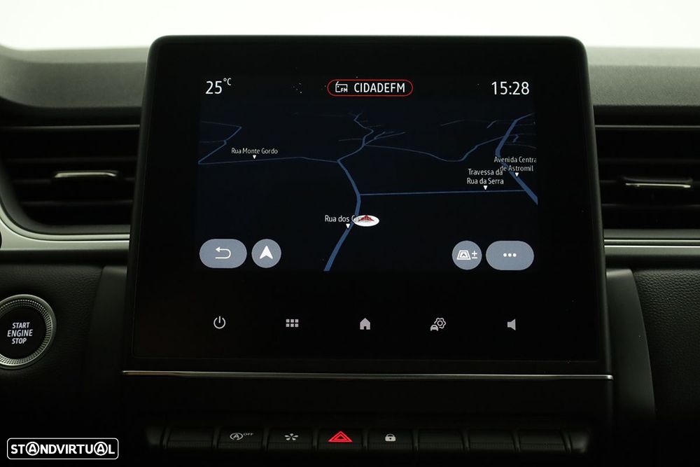 Renault Captur 1.0 TCe Techno Bi-Fuel - 11