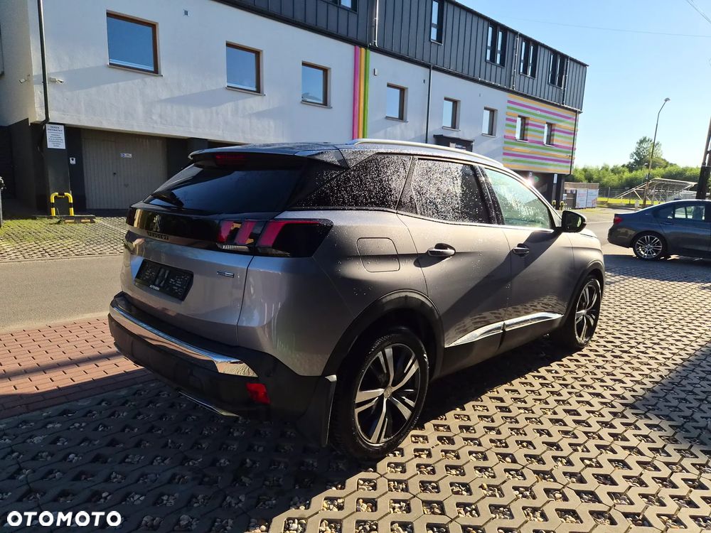 Peugeot 3008 1.2 PureTech Allure S&S EAT6 - 7