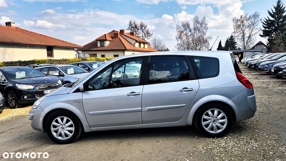 Renault Grand Scenic 2.0 16V Privilege - 22