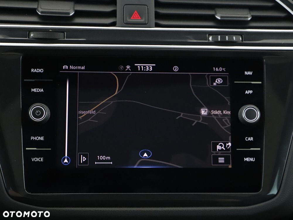Volkswagen Tiguan - 13