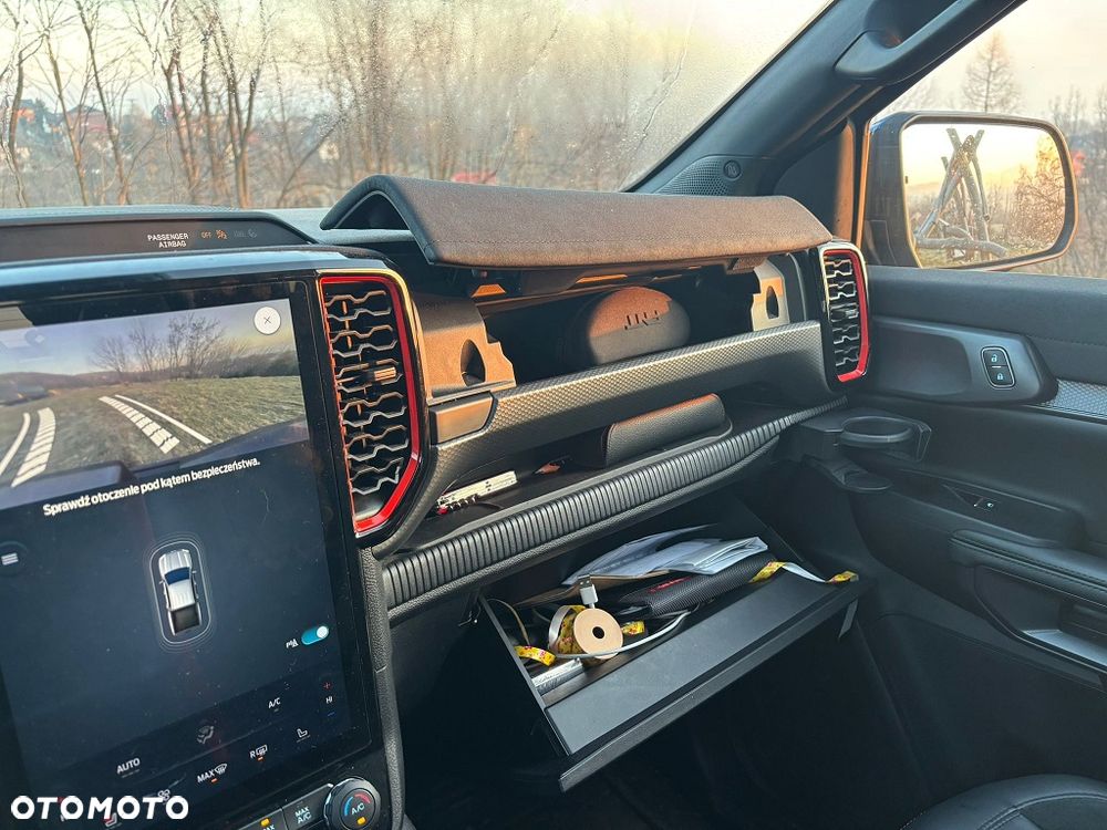 Ford Ranger Raptor - 12