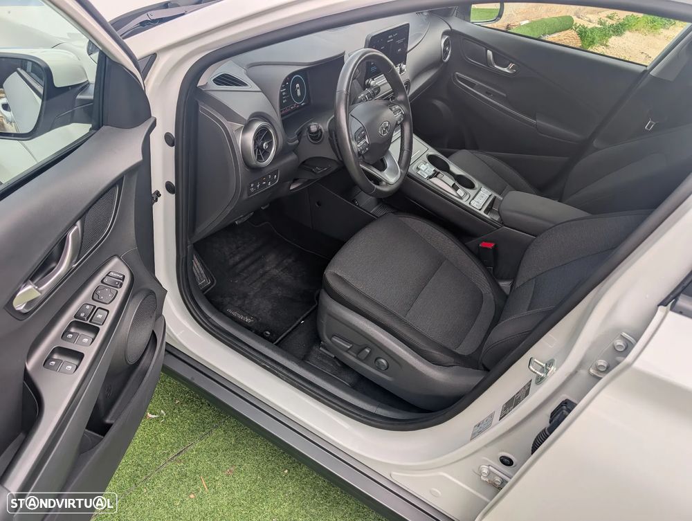 Hyundai Kauai EV 64 kWh Premium+P.Premium - 11