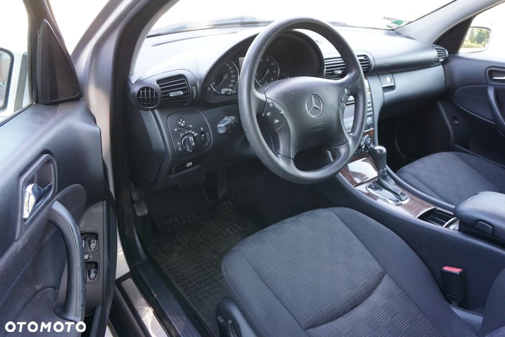 Mercedes-Benz Klasa C 180 Kompressor Classic - 7