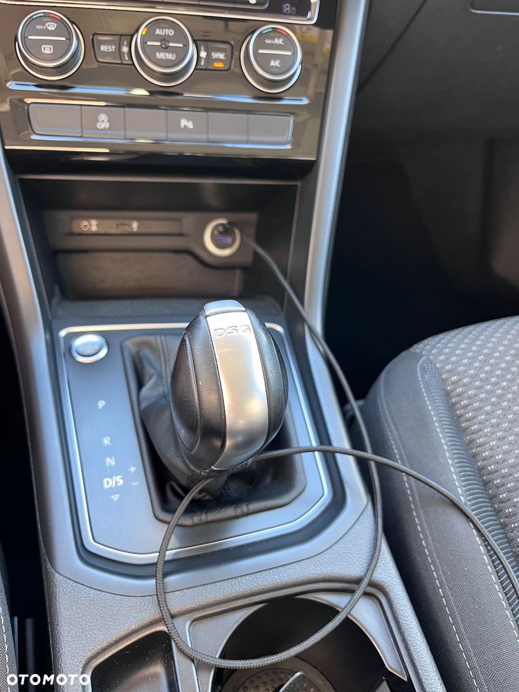 Volkswagen Touran 1.6 TDI SCR (BlueMotion Technology) DSG Comfortline - 31