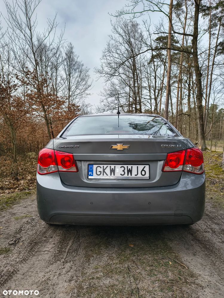 Chevrolet Cruze 1.8 LT+ - 5