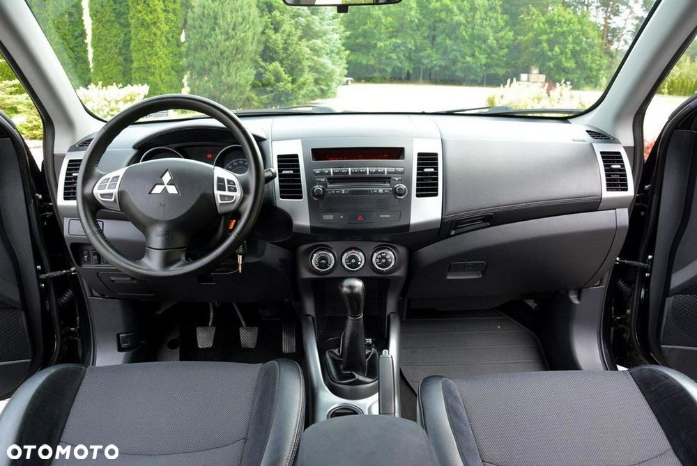 Mitsubishi Outlander 2.0 2WD Edition - 26