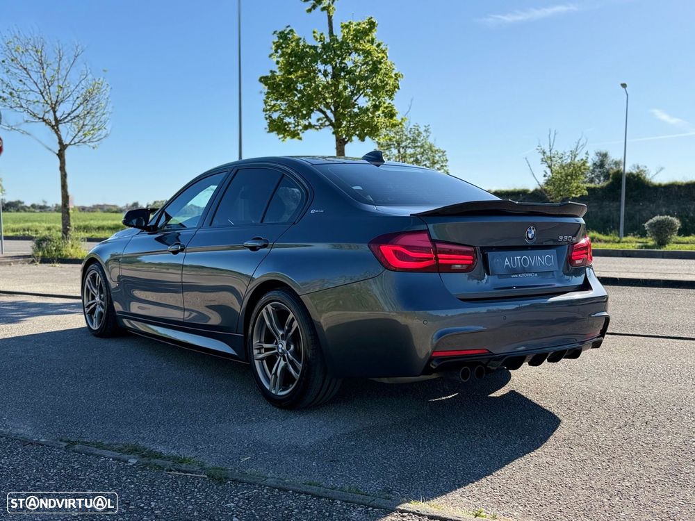 BMW 330 - 17