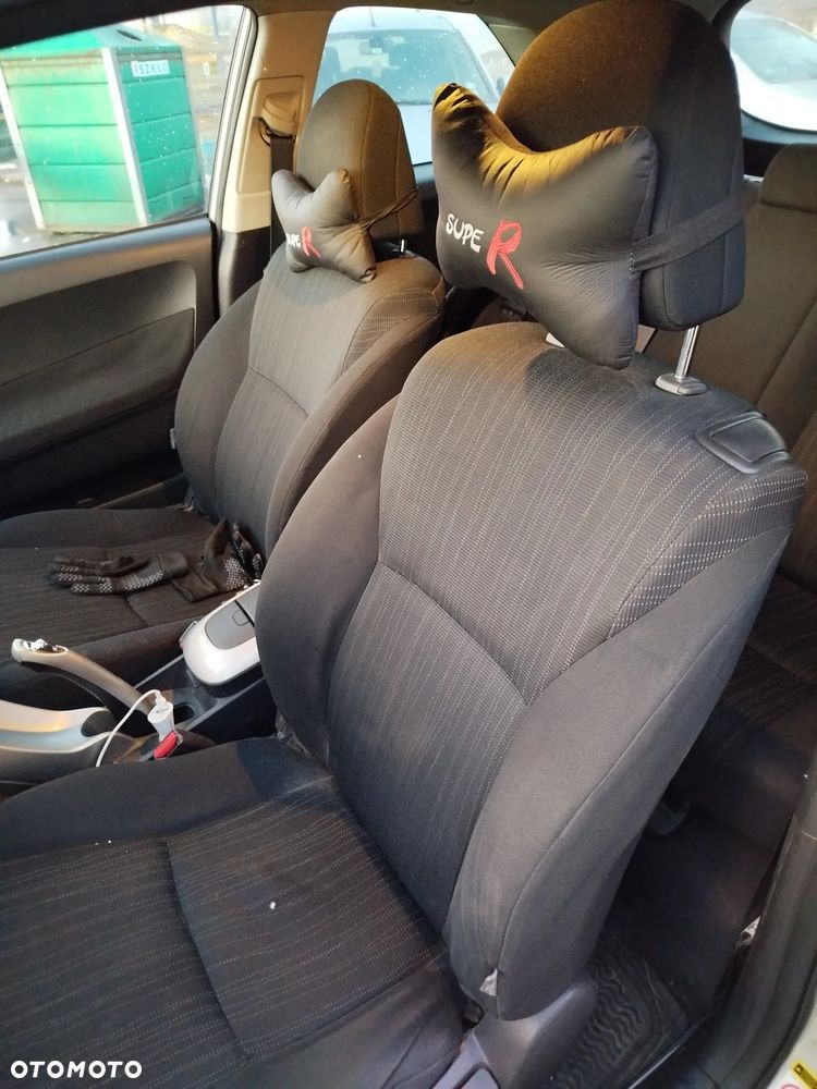 Toyota Auris 2.0 D-4D Sol - 14