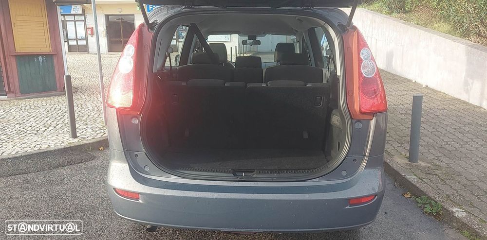 Mazda 5 MZR-CD 2.0 Comfort - 6