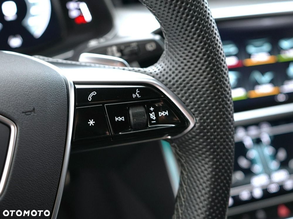 Audi A6 Avant - 18
