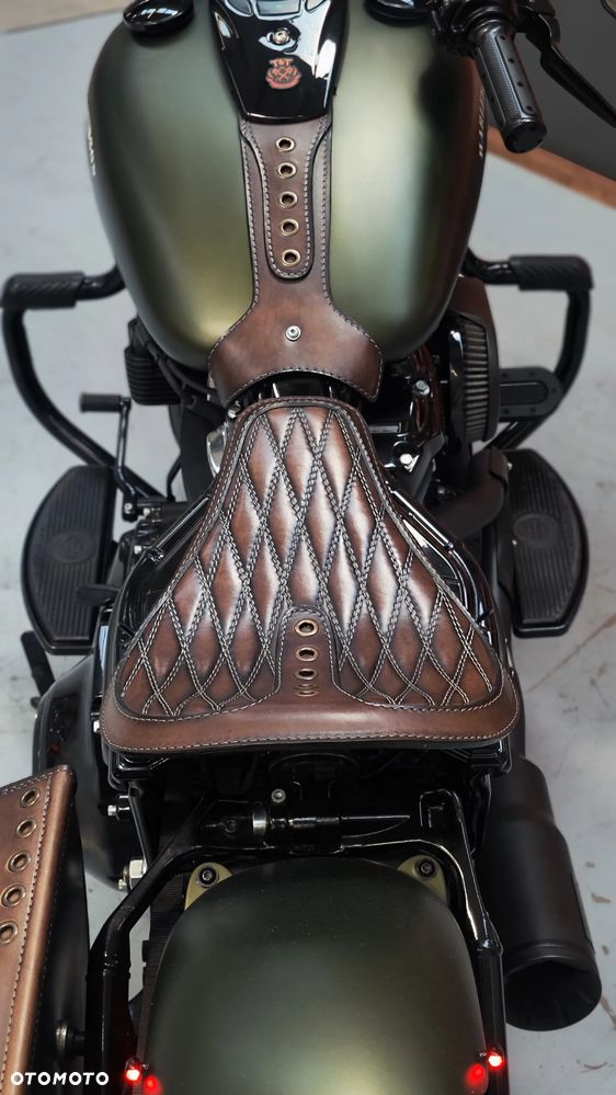 Harley-Davidson Softail - 36