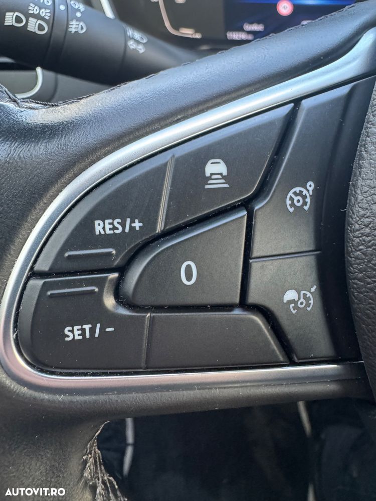 Renault Talisman Grandtour BLUE dCi 160 EDC BUSINESS EDITION - 24