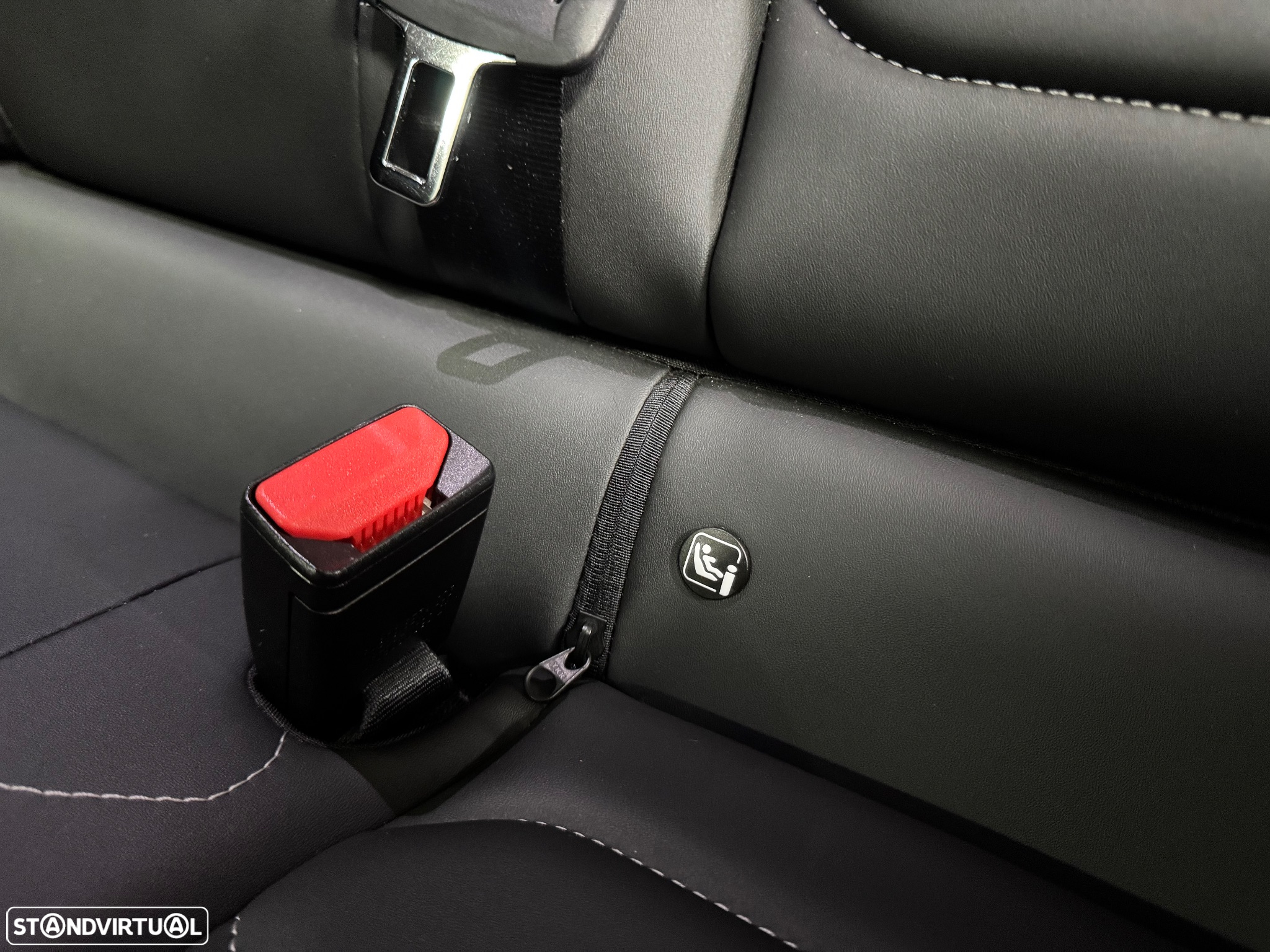 Citroën C4 PureTech 155 Stop&Start EAT8 SHINE - 54