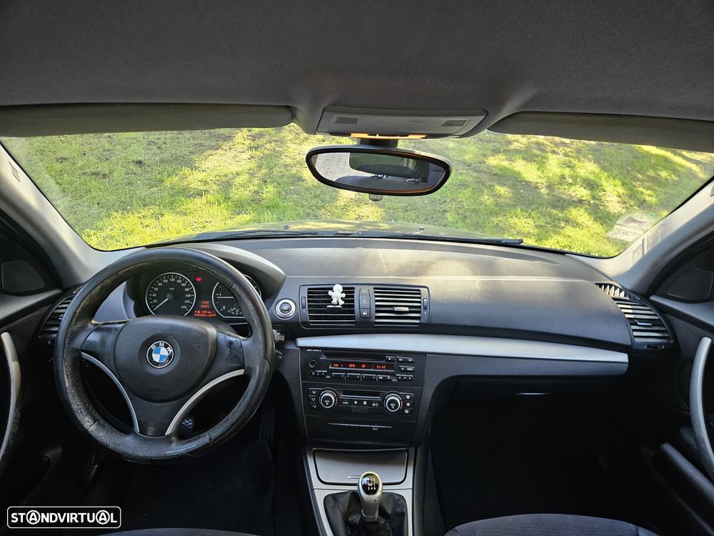 BMW 118 d - 11