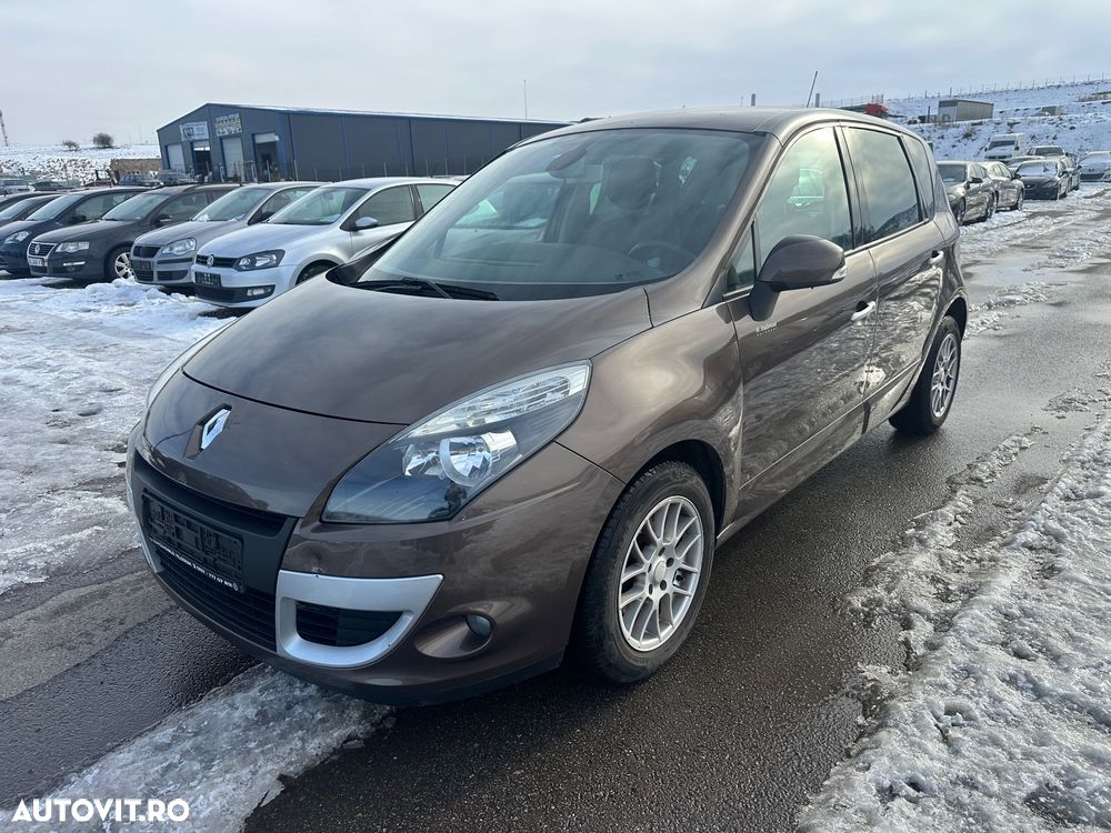 Renault Scenic - 1