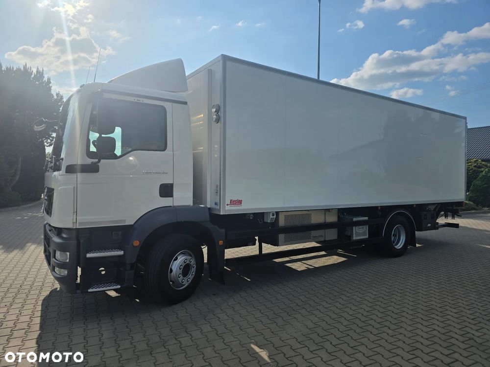 MAN TGM 15.250 CHŁODNIA 18 EUROPALET Z DE 16 TON DMC STAN BARDZO DOBRY !! - 4