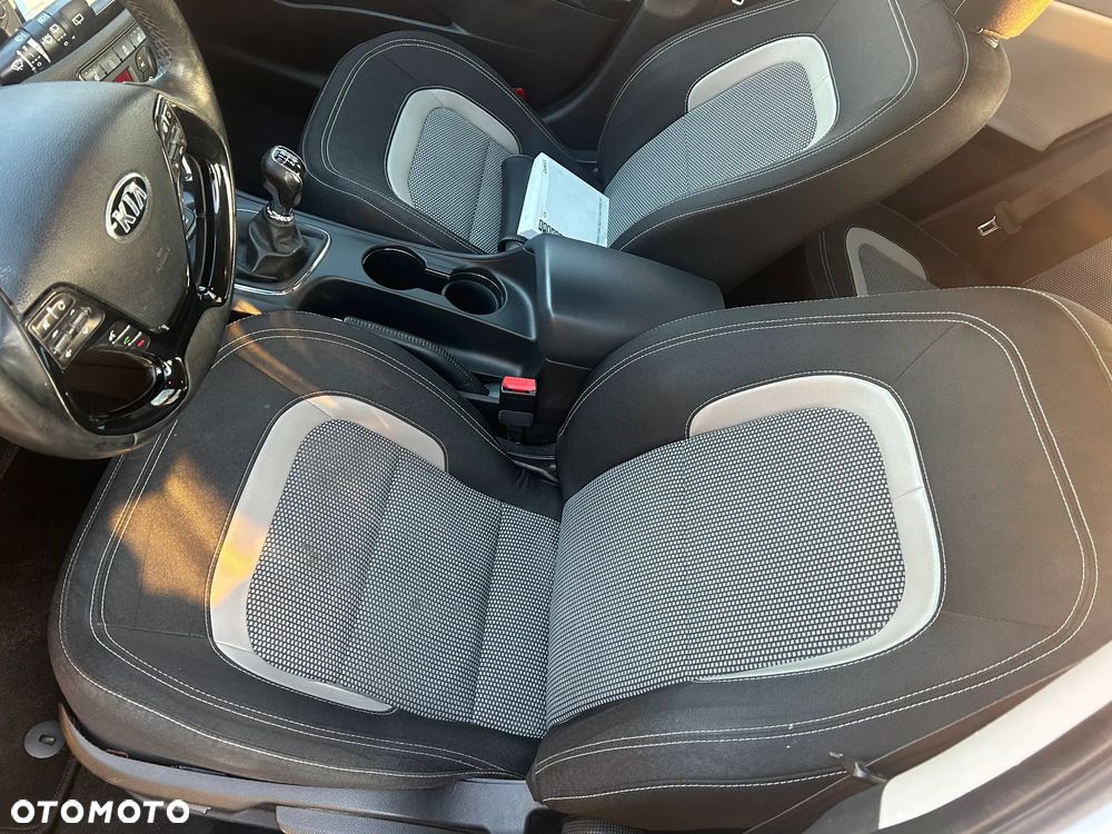 Kia Ceed 1.6 CRDi 136 ISG Platinum Edition - 18