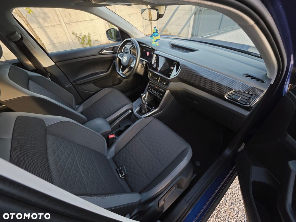 Volkswagen T-Cross - 14