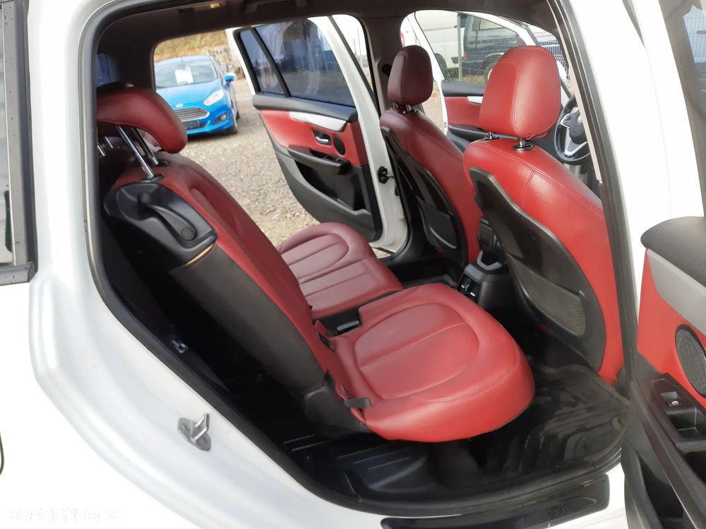 BMW Seria 2 218d Advantage - 12