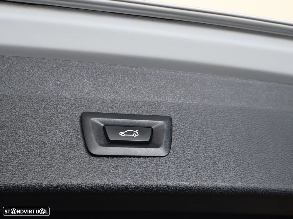 BMW X1 18 i sDrive Advantage Auto - 11