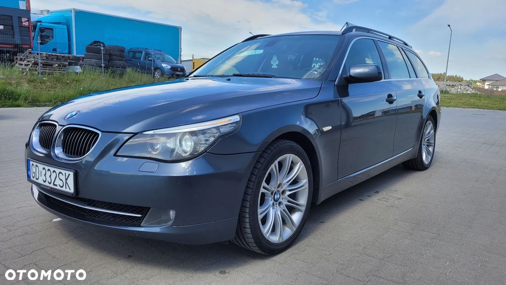 BMW Seria 5 525d - 15