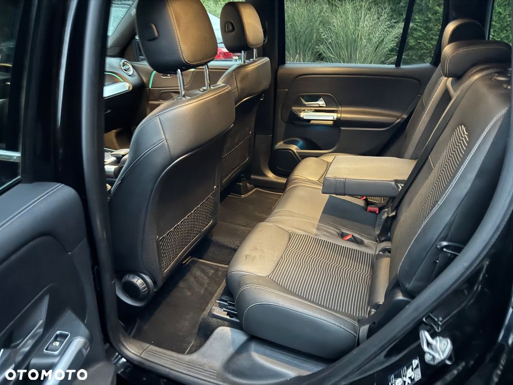 Mercedes-Benz GLB 250 4-Matic Progressive 8G-DCT - 16