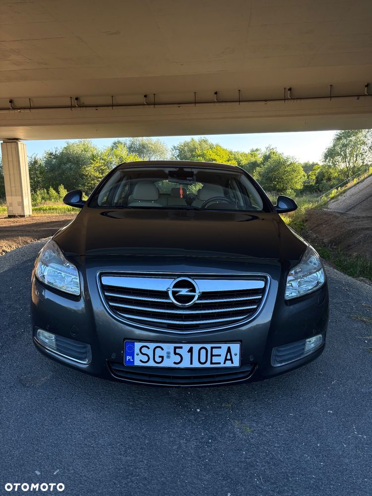 Opel Insignia 1.6 T Cosmo - 1