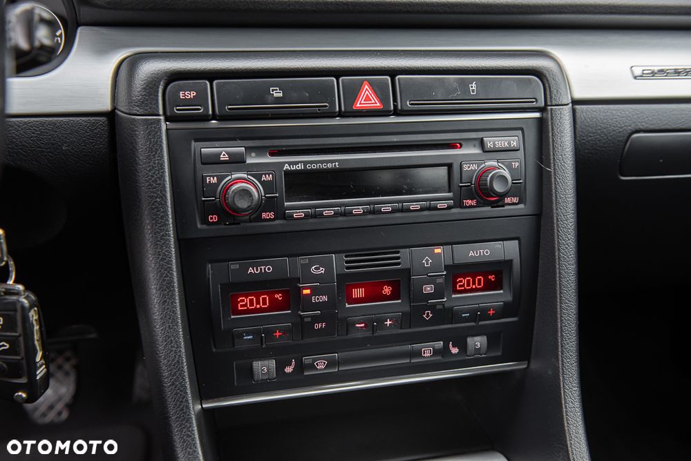 Audi A4 Avant 1.8 T quattro - 21