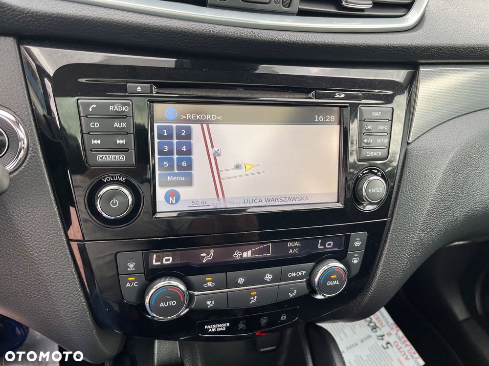 Nissan Qashqai 1.2 DIG-T N-Connecta EU6 - 13